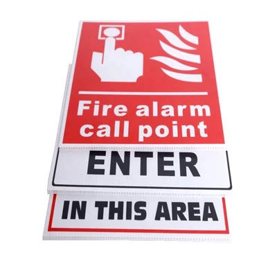 Vattentäta Coroplast Plastskyltar